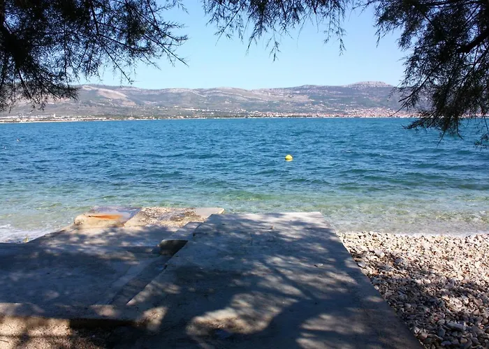 度假居 Seaside House Arbanija, Ciovo - 11738 特罗吉尔