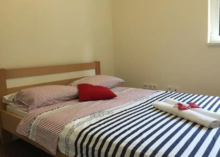 Seaside House Arbanija, Ciovo - 11738 度假居 *