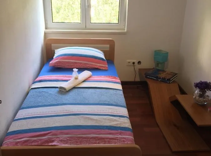 Seaside House Arbanija, Ciovo - 11738 度假居 特罗吉尔