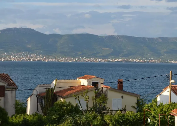 Seaside House Arbanija, Ciovo - 11738 *